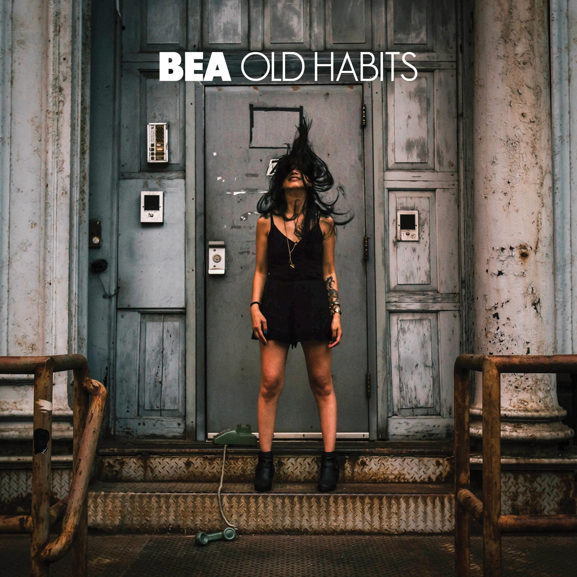 Bea Heart. Песня old Habits Bella.