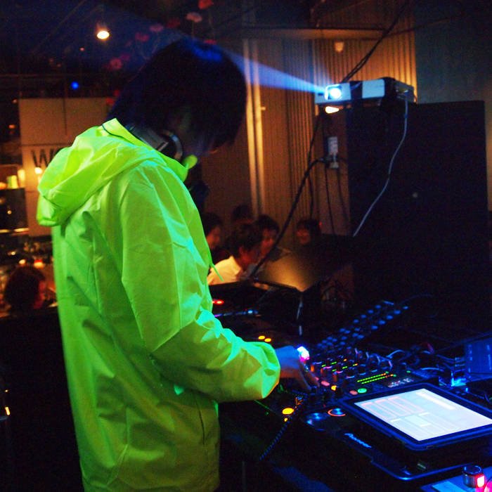 Find Bassmicrobe S Songs Tracks And Other Music Last Fm