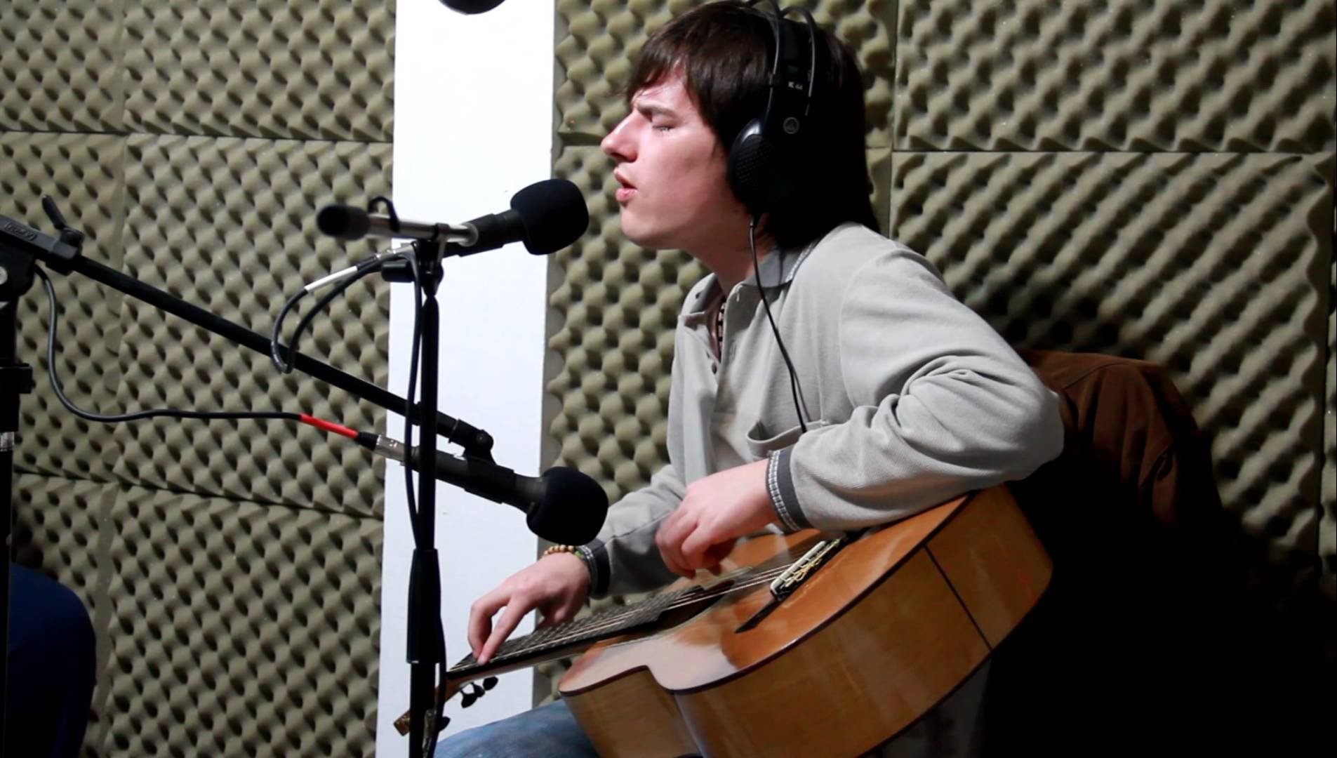 Nahuel Pennisi Photos 4 Of 4 Last Fm