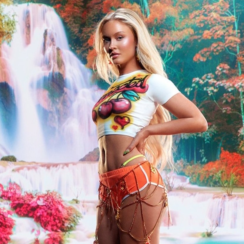 Zara Larsson Profile Picture