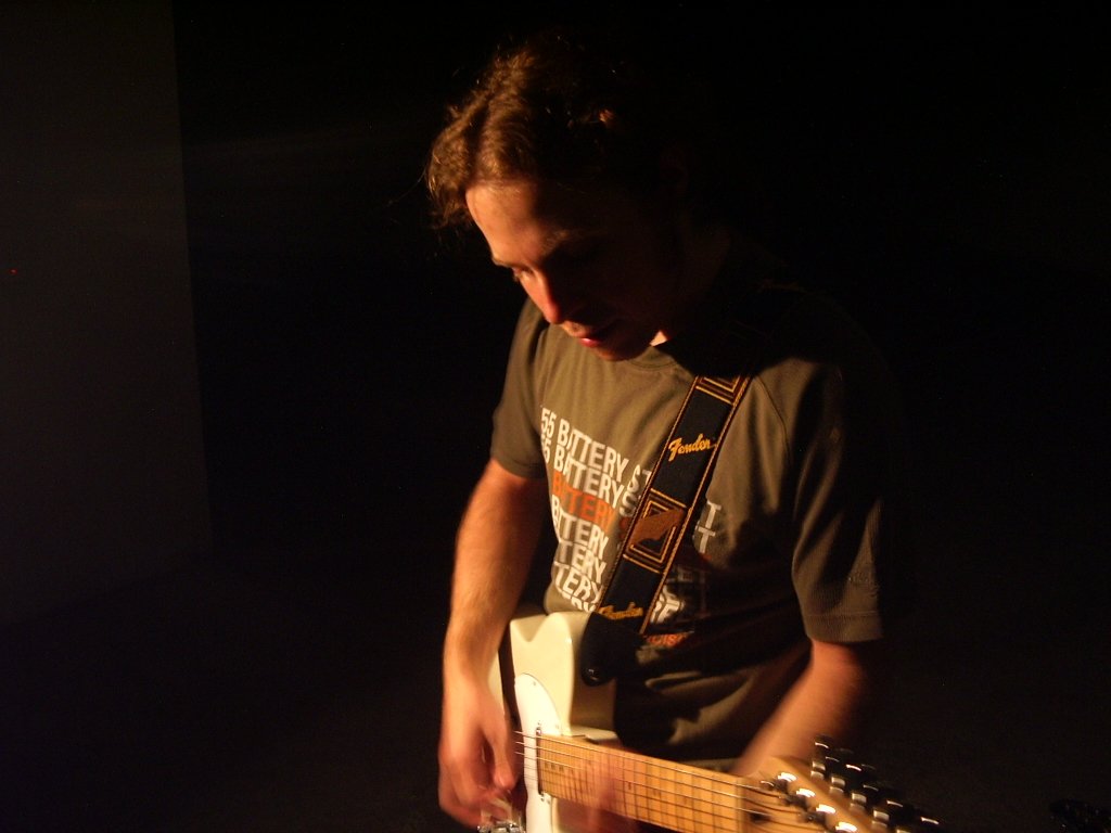 леви композиция. песня леви. какой рост у леви из атаки титанов. Barrington levy - under me sensi. Rustage.