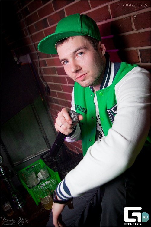 пьет не меньше чем винстон хольстен