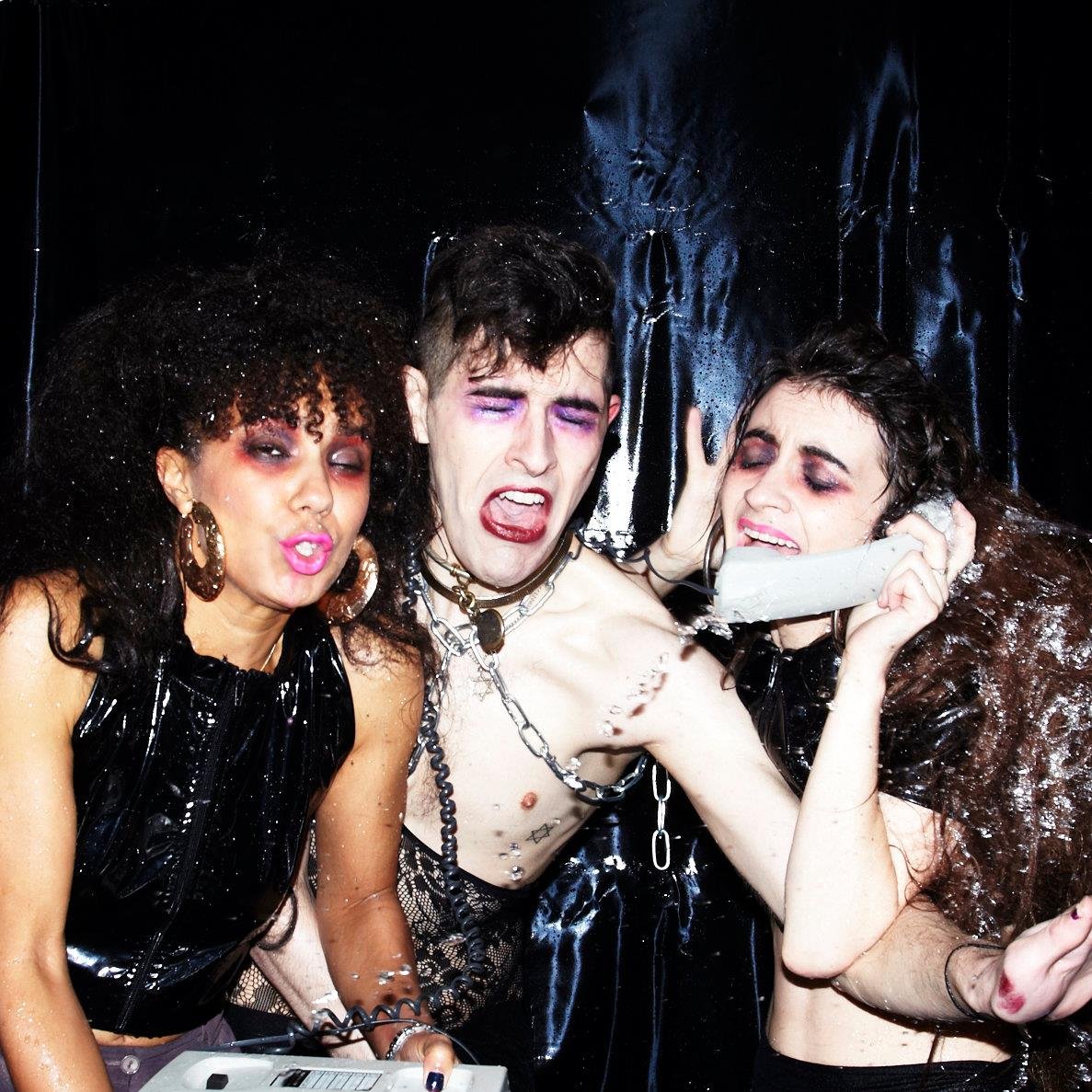 Maria &amp; the Mirrors music, videos, stats, and photos |