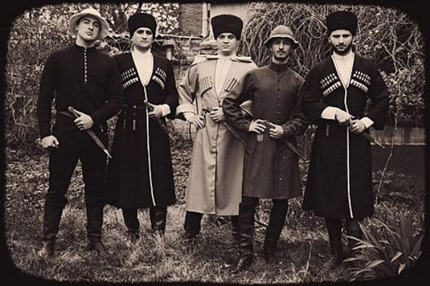 Осетин или осетинов