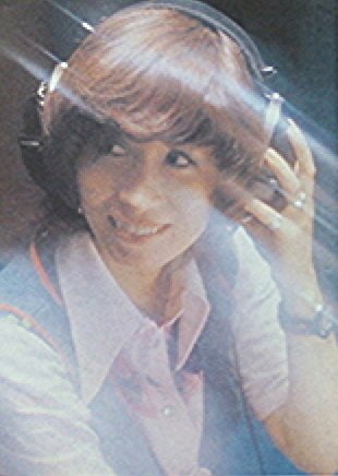 世間胸算用 — 兼田みえ子 | Last.fm