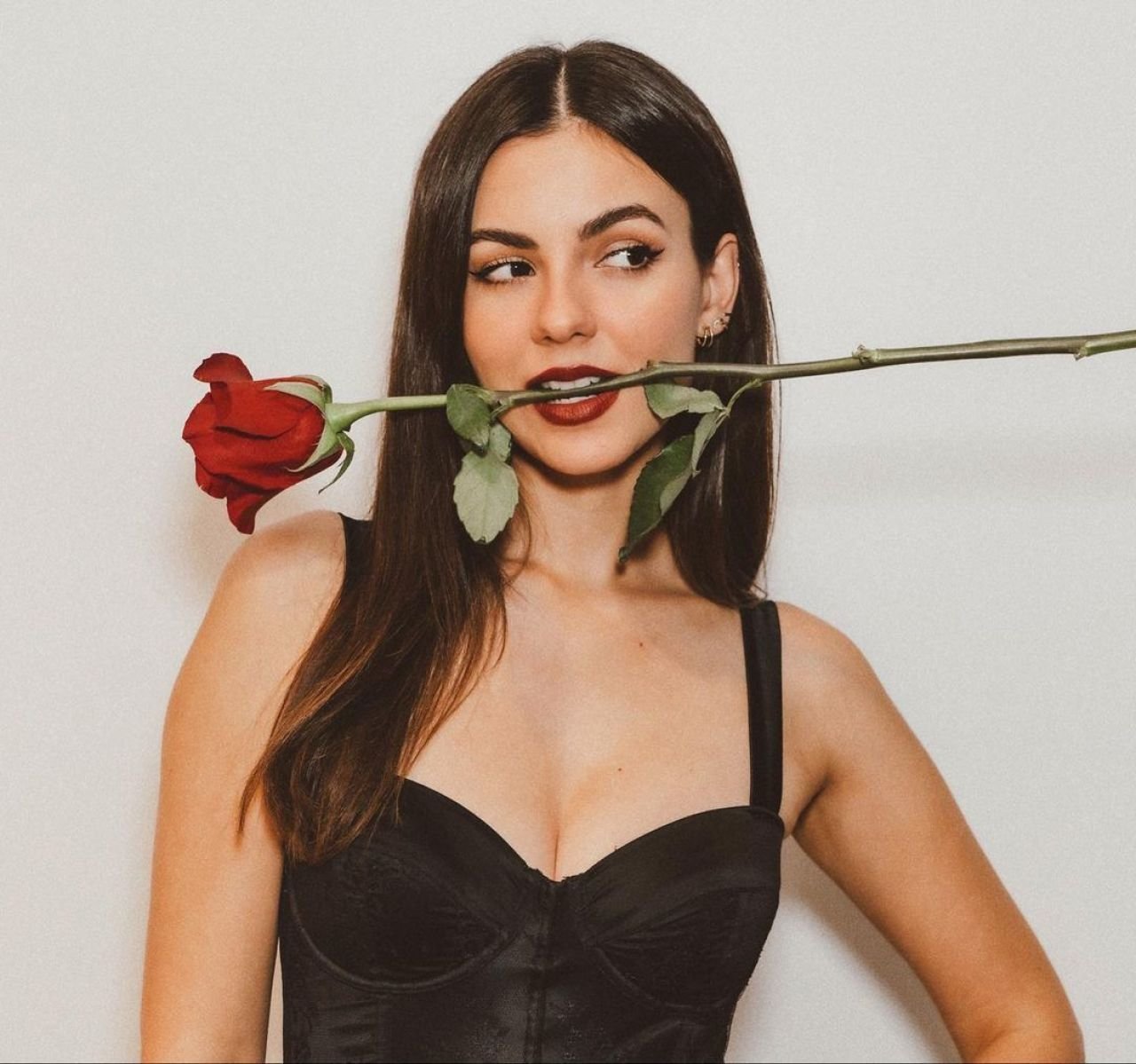 Victoria Justice, Instagram Live Stream, 5 June 2021