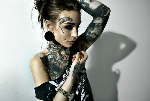 Monami Frost Wikipedia
