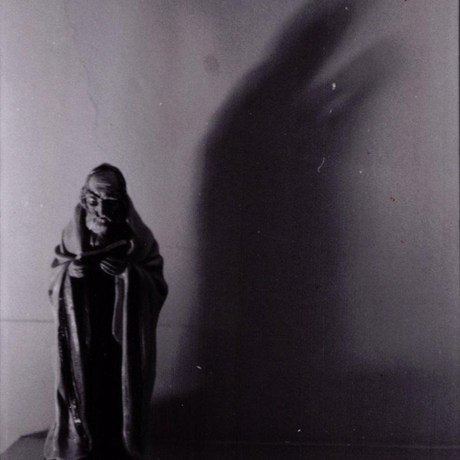 Demo ghost. Ghosts and witches.