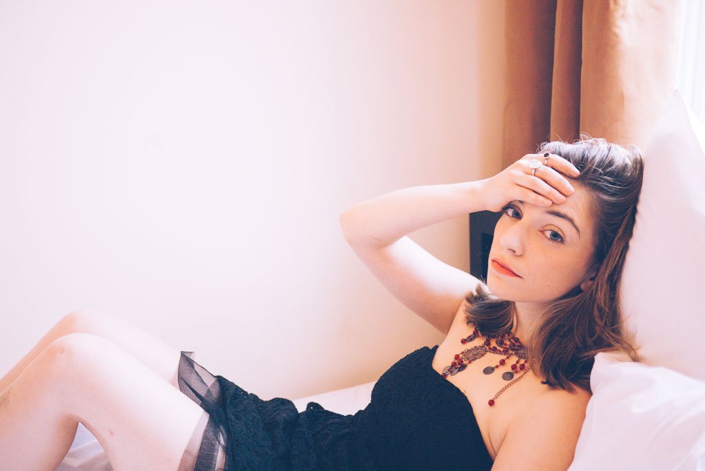 Sarah psalti. Sarah p. Olga kouklaki - hollow lives (+ liset alea) !. Sarah bytes. Keep shelly in athens don't fear перевод.