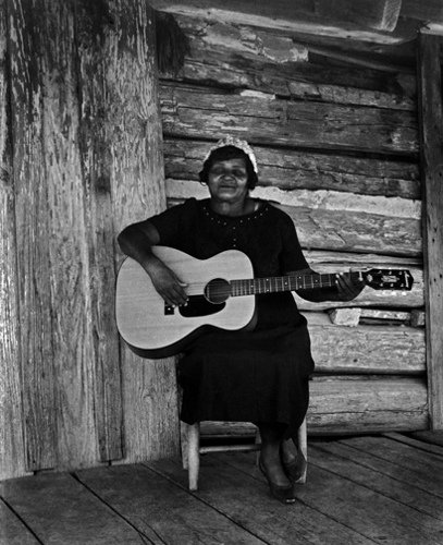 Rosalie Hill Profile Picture