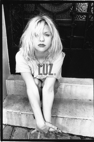 Кортни лав фото в молодости The Best Looks From Courtney Love, Queen of '90s Fashion 90s fashion women, 90s