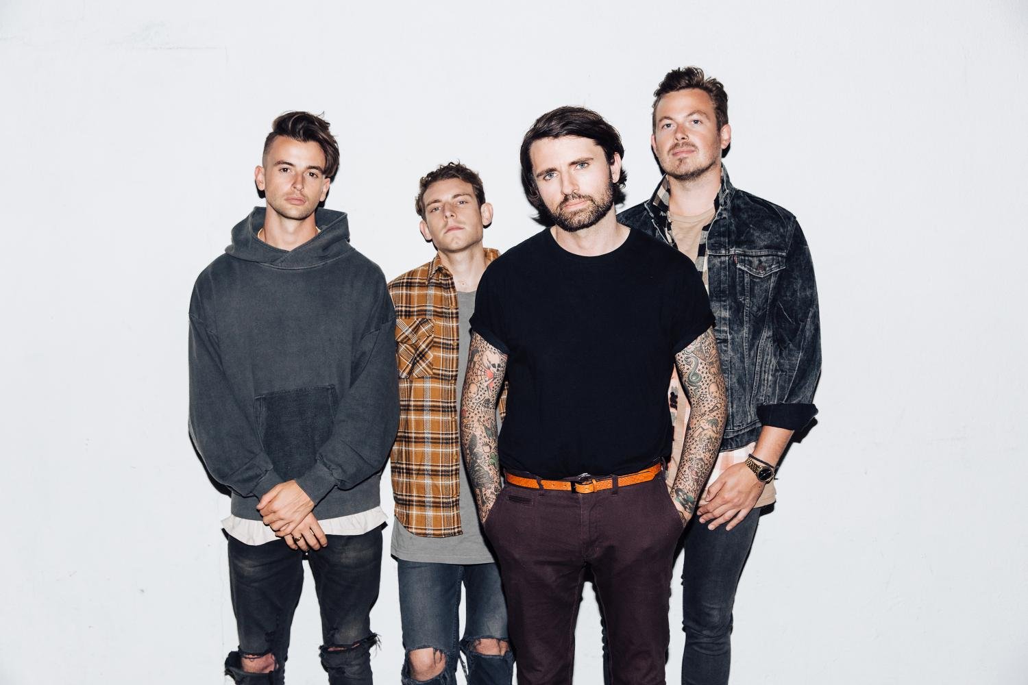 More than lower. Lower than atlantis. exceed atlantis. love someone else lower than atlantis. exceed atlantis фото.