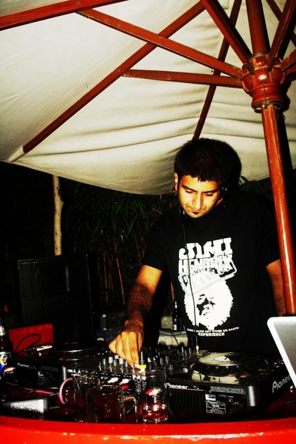 диджей сан нидерланды. сан диджей. Hublot dj snake. сан диджей. San holo the future.