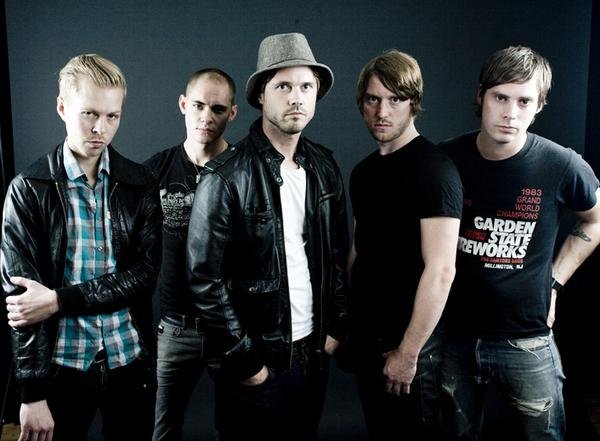 We got company. We got company. скала джонсон бессмертный в амазонки. кристофер уокен сокровище амазонки. We got company.