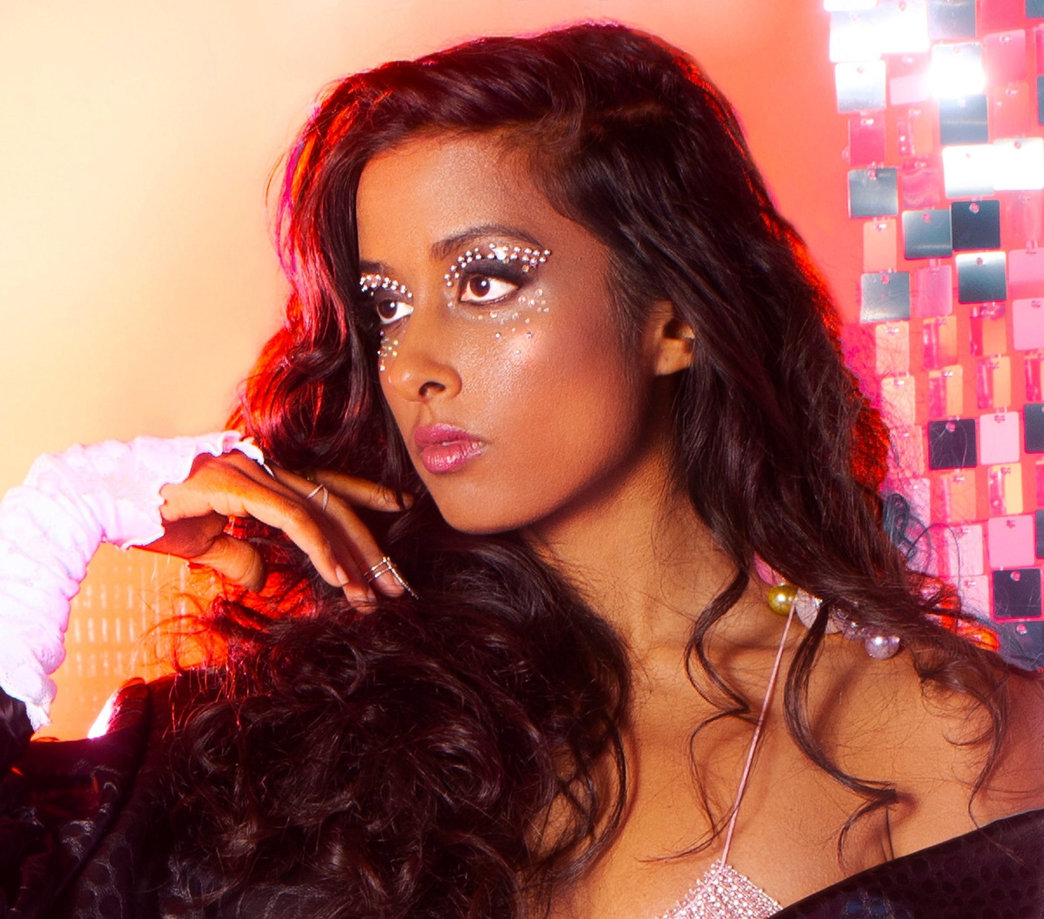 anjulie-boom