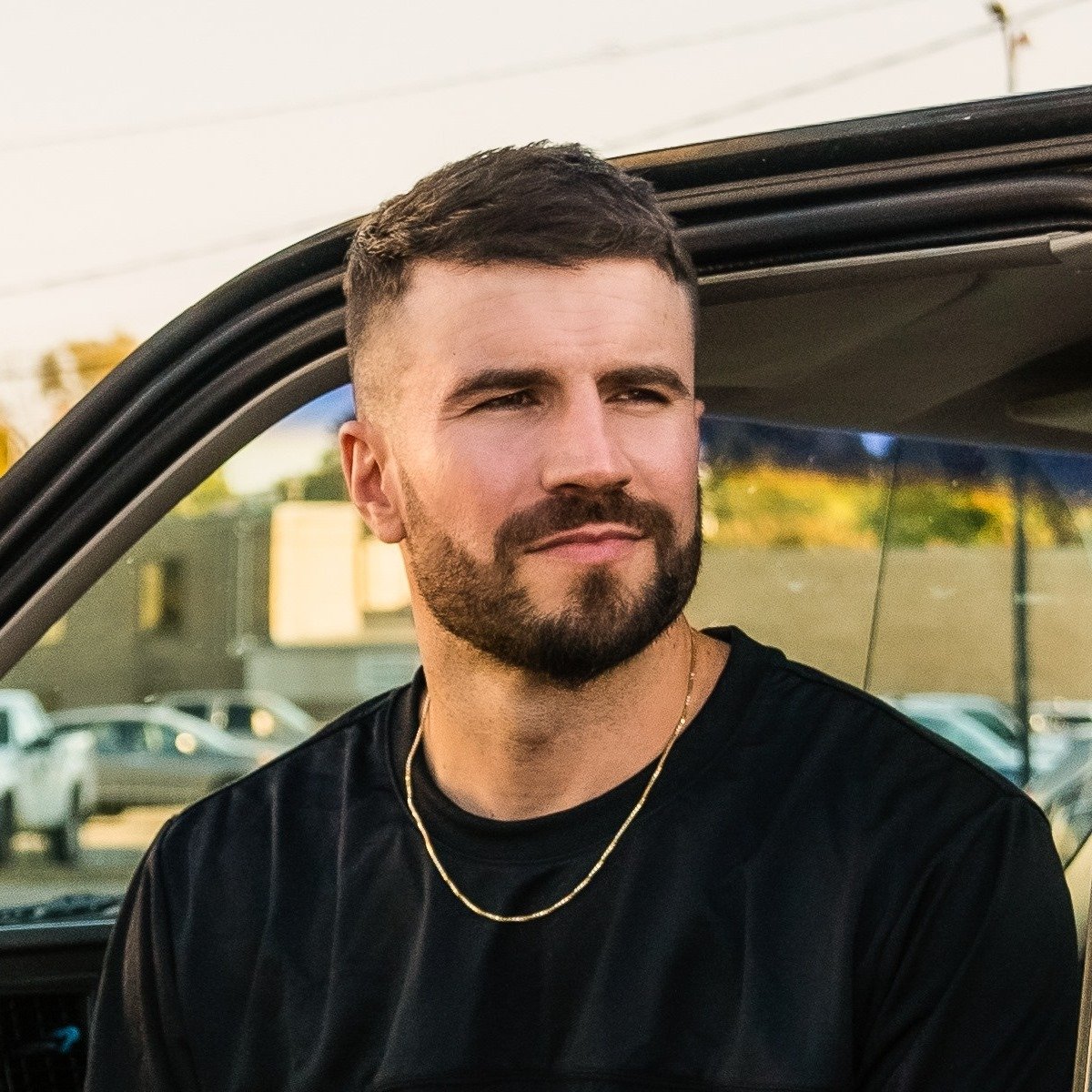 Back In The Game Sam Hunt Sticker - Back In The Game Sam Hunt Body Like A  Back Road Song - Discover & Share GIFs