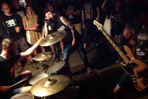 Split / 3 Onany Boys | Ruidosa Inconformidad
