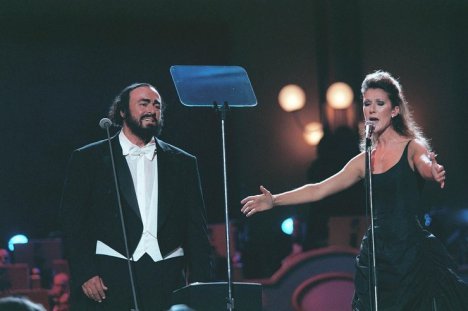 Лучано паваротти и селин дион. Лучано паваротти и селин дион. Паваротти на сцене. Лучано паваротти и селин дион. Лучано паваротти.