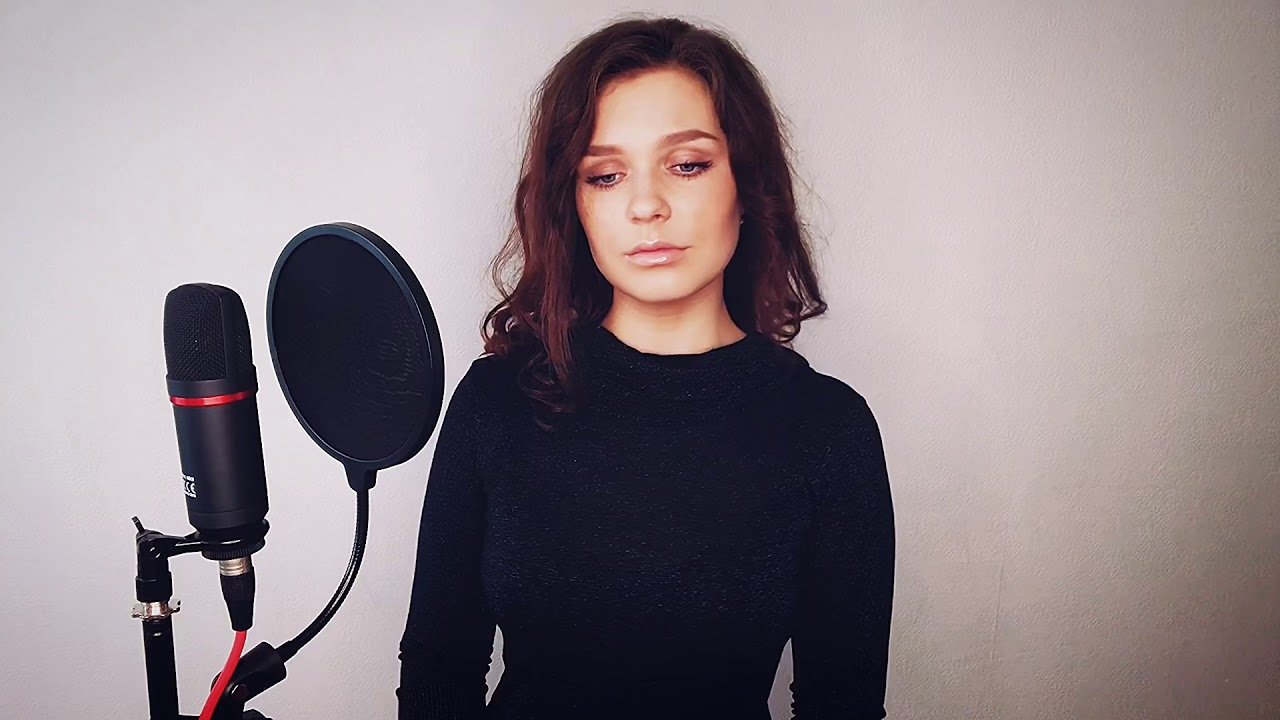 Алиса франка фото. Алиса учеба игры на пианино. Алиса супронова топлесс. Алиса длинную песню. Алиса супрунова новая звезда.