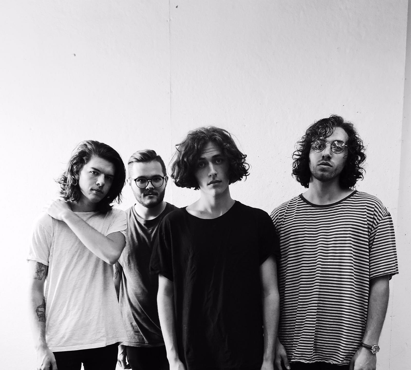 FV music, videos, stats, and photos | Last.fm