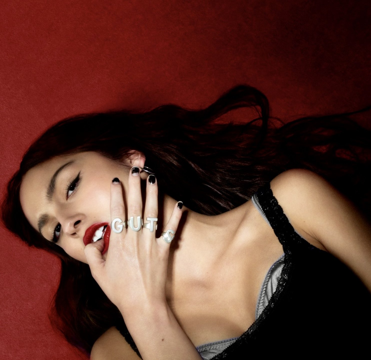 Sour olivia rodrigo обложка. Olivia rodrigo 2022. Olivia rodrigo. Olivia rodrigo love is embarrassing. Olivia rodrigo - 2021 - sour.