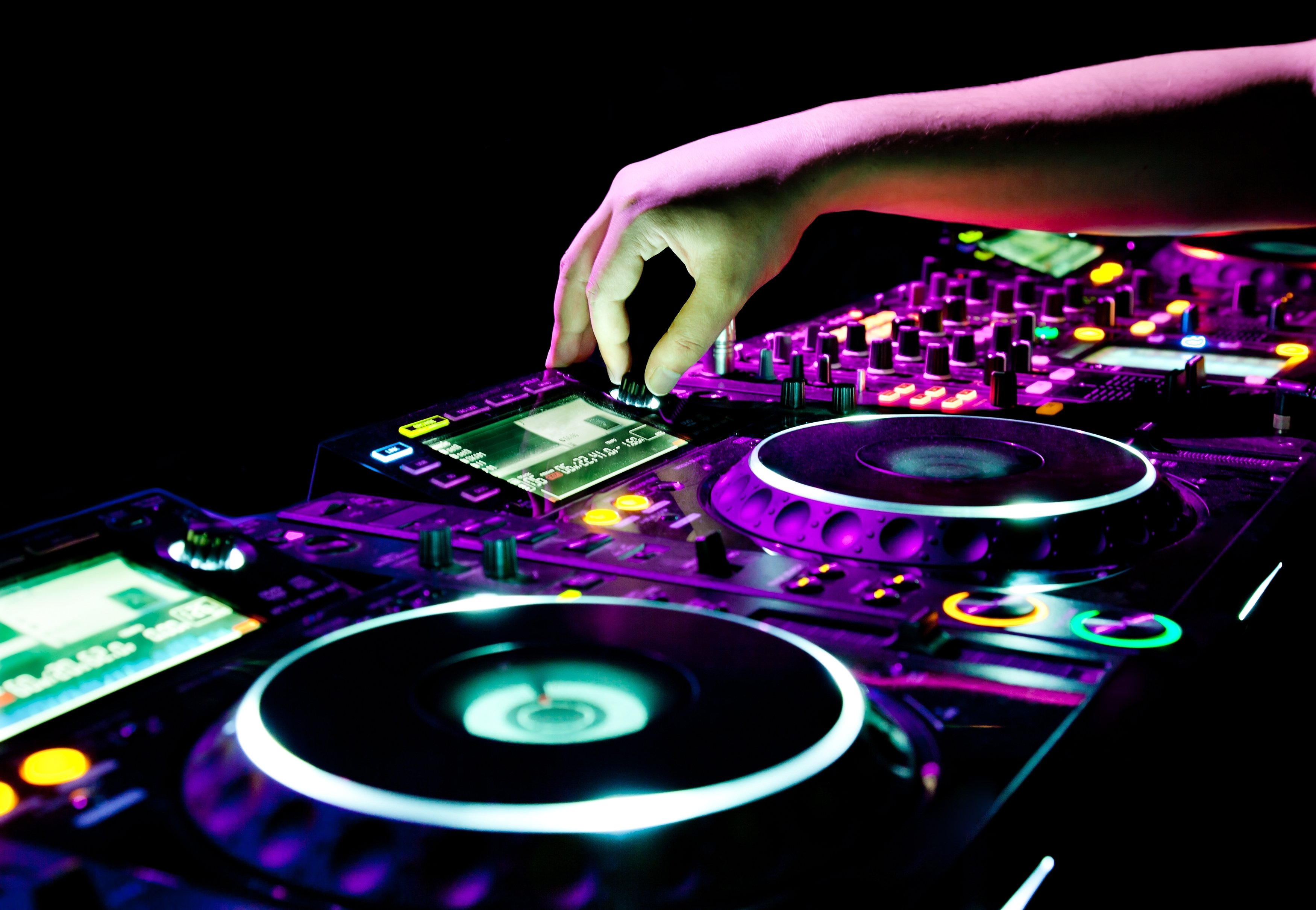 Video dj mixes