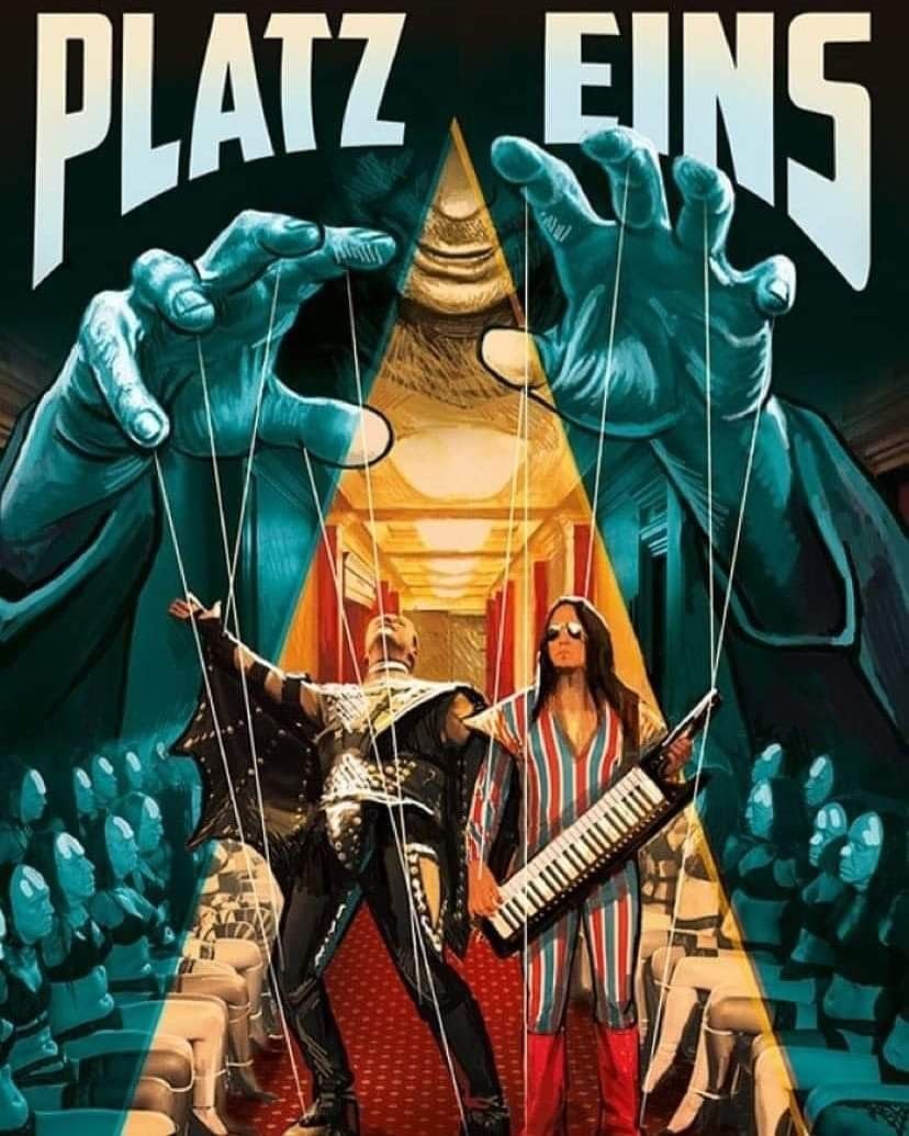 Вавилон берлин александерплатц. Till platz. Берлин александерплац часы. Тилль линдеманн плачет. Till platz.