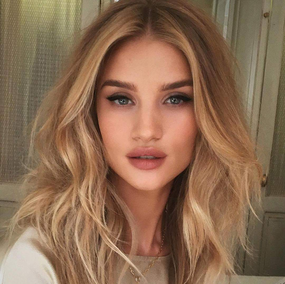 контуринг на русые волосы с челкой. ана де армас окрашивание. контуринг окрашивание каре. мелирование шатуш балаяж. балаяж на темные волосы 2021.