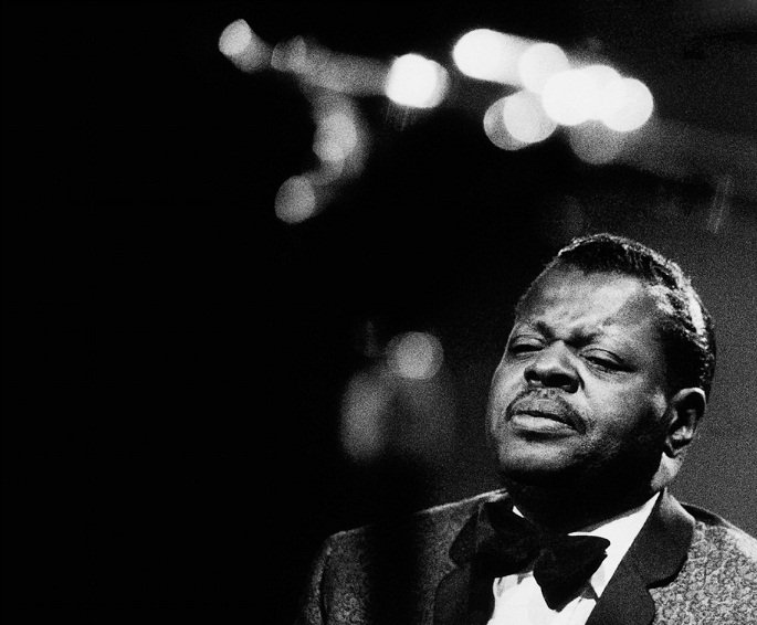 Oscar Peterson Cover Image