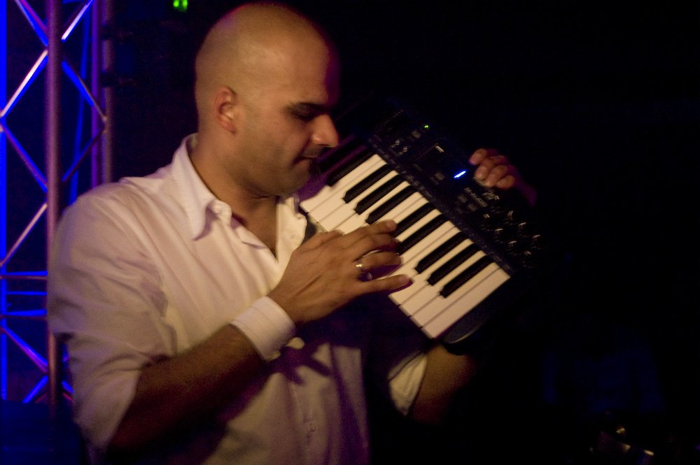 песня шах. каджол влюбленные 2015. ырчы. шах ислангириев и камета садулаева безаман. фото.