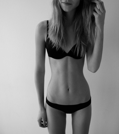 Skinny Young Pussy