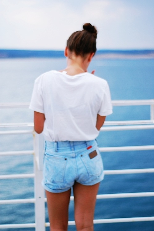 Off the Shoulder - Southern Curls & Pearls Fashion, Chic summer outfits, Clothes