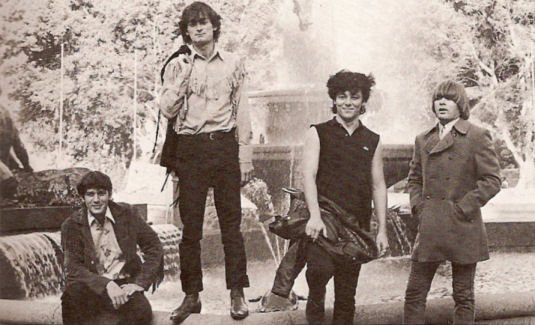 Hoodoo Gurus Lyrics Music News And Biography Metrolyrics
