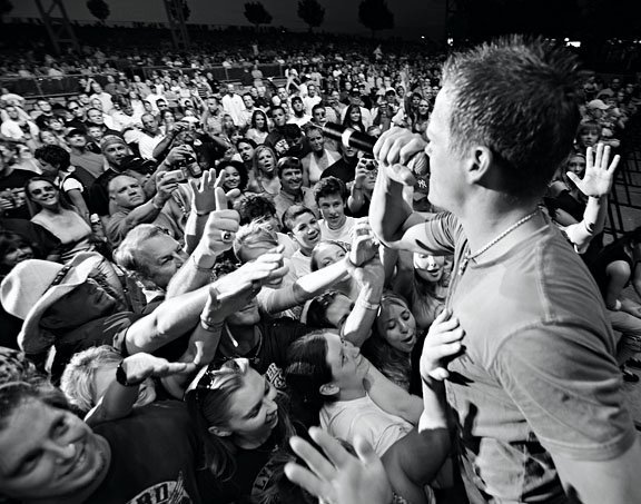 3 Doors Down Lyrics Music News And Biography Metrolyrics