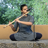 Inika Ranna playing Bansuri [Indian Bamboo flute]