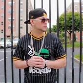 La Terapia Singer/Musical Artist
