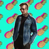 QTEAQ // Стас Мещеряков