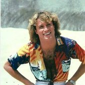 ff798d720f665e158014e013fd9a016c--andy-gibb-music-people.jpg