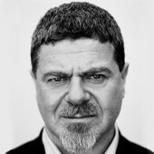 Gustavo Santaolalla