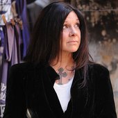 Johnette Napolitano 1.jpg