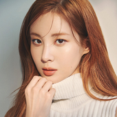 SEOHYUN 2022 SEASON’S GREETINGS <LIKE A SHADOW>