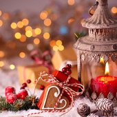 candle_with_decoration_in_shallow_background_of_yellow_lights_hd_christmas_wallpaper_desktop.jpg