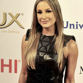 Tapete vermelho do Miss Universo 2011