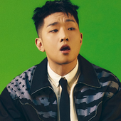 'WOOOF!' concept picture (closeup)