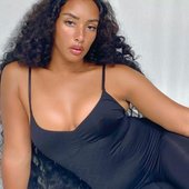Naomi.jpg
