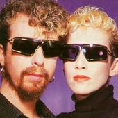 Eurythmics_8.jpg