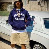 Spitta in a Death Row hoodie