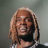 Carti-BlondeHair-Smiling