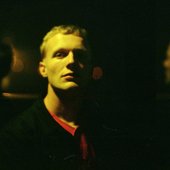 0010697700_10 (2).jpg