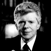 2001_Van-Cliburn.jpg